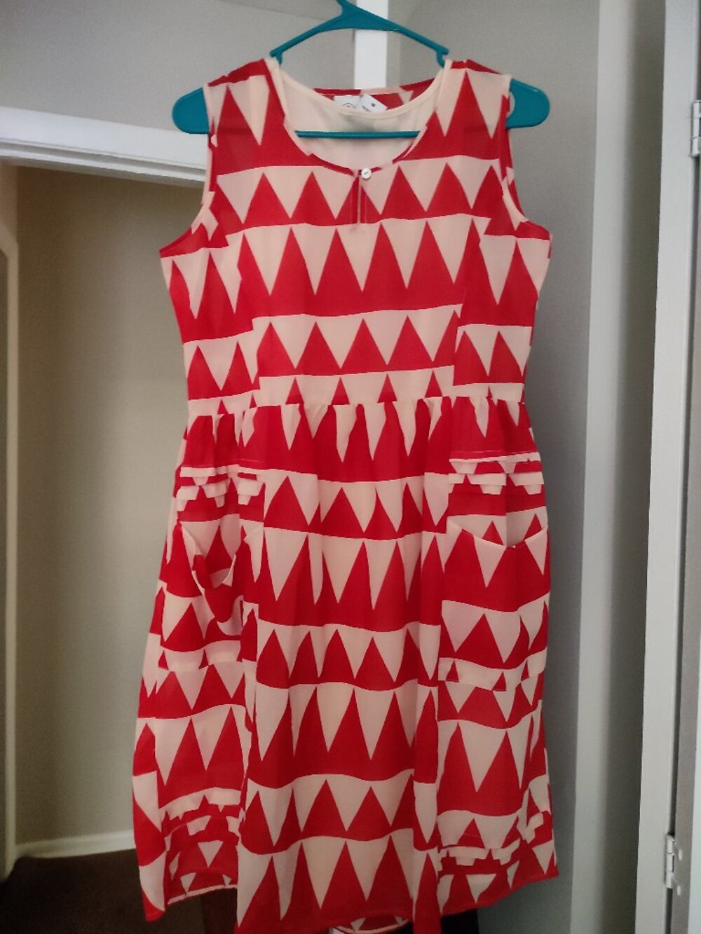 Triangle print dress, light weight, best for summer